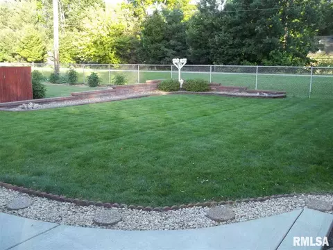 312 Saxon St, Springfield, IL 62704 photo 7