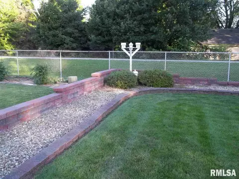 312 Saxon St, Springfield, IL 62704 photo 8