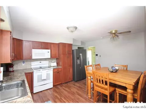 13 Adloff Ln, Springfield, IL 62703 photo 12