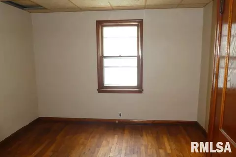1219 N Bengel St, Springfield, IL 62702 photo 6