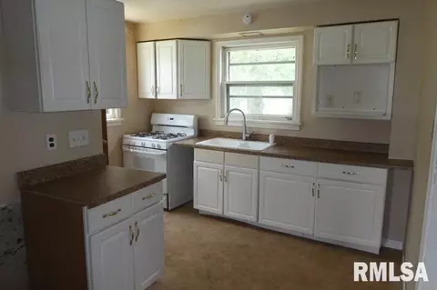 1219 N Bengel St, Springfield, IL 62702 photo 4