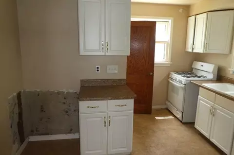 1219 N Bengel St, Springfield, IL 62702 photo 5