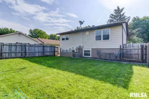 3913 Jonquil Dr, Springfield, IL 62707 photo 7