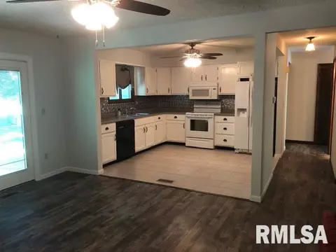 26 Sarah Ave, Springfield, IL 62703 photo 3