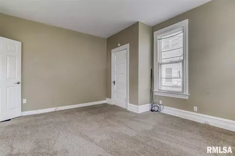 212 W Pine St, Springfield, IL 62704 photo 6