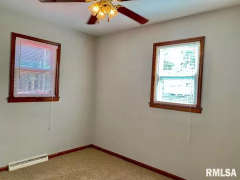 3104 S 13th St, Springfield, IL 62703 photo 11