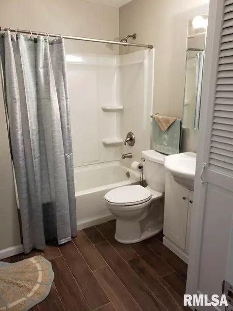 11 Salem Rd, Springfield, IL 62702 photo 5