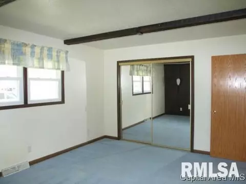 205 N Cedar, Abingdon, IL 61410 photo 10