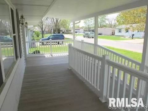 205 N Cedar, Abingdon, IL 61410 photo 3