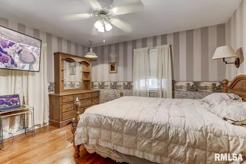 2205 Westview Ave, Springfield, IL 62704 photo 9