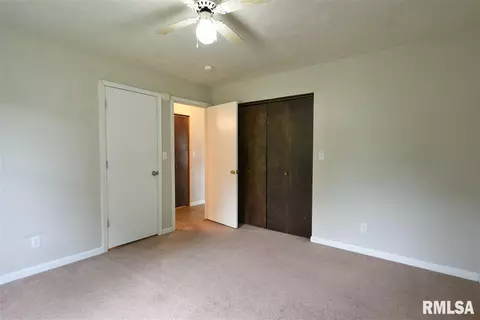 100 Genoa Dr, Springfield, IL 62703 photo 24