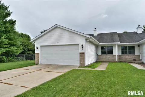 100 Genoa Dr, Springfield, IL 62703 photo 1