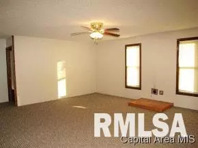 163 Washington, Saint Augustine, IL 61474 photo 3
