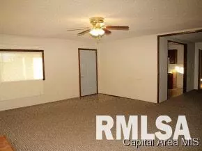 163 Washington, Saint Augustine, IL 61474 photo 5