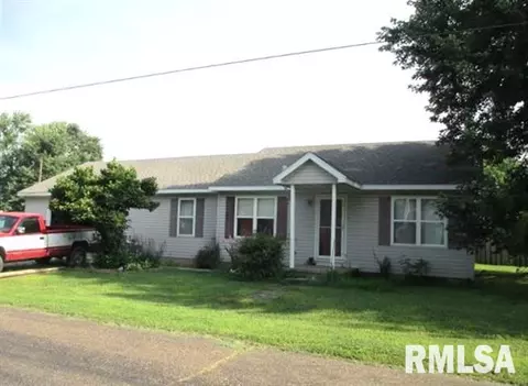 302 E Piper St, Bluffs, IL 62621 photo 1