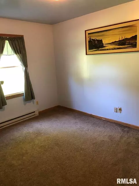 1901 N 20th St, Springfield, IL 62702 photo 8