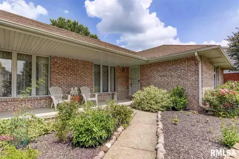 216 Prestwick Rd, Springfield, IL 62707 photo 2