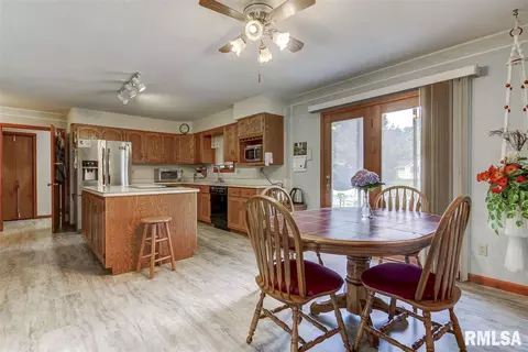 216 Prestwick Rd, Springfield, IL 62707 photo 8