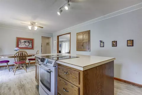 216 Prestwick Rd, Springfield, IL 62707 photo 11
