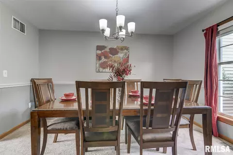1108 Equestrian Ln, Springfield, IL 62712 photo 7