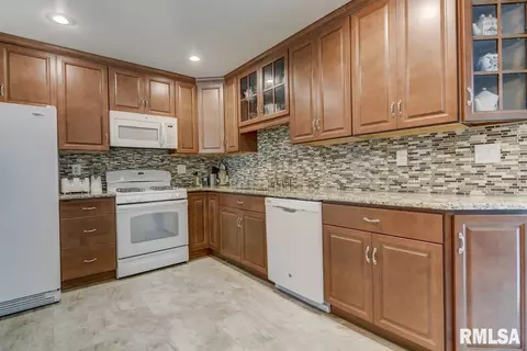 8 Rainbow Rd, Springfield, IL 62712 photo 13