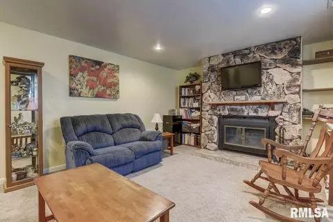 8 Rainbow Rd, Springfield, IL 62712 photo 24