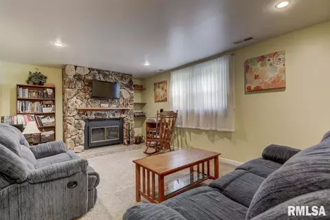 8 Rainbow Rd, Springfield, IL 62712 photo 25