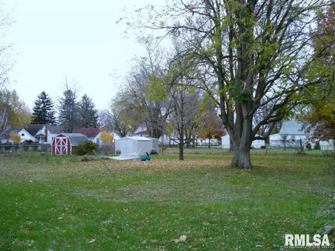 130 E Willard, Wataga, IL 61488 photo 9