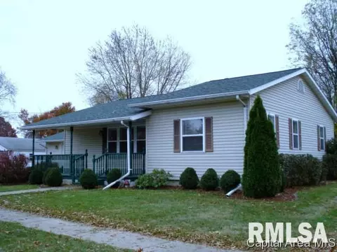 130 E Willard, Wataga, IL 61488 photo 3