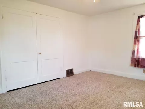 1619 N 7th St, Springfield, IL 62702 photo 4