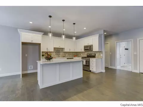 4220 Osage Rd, Springfield, IL 62711 photo 9
