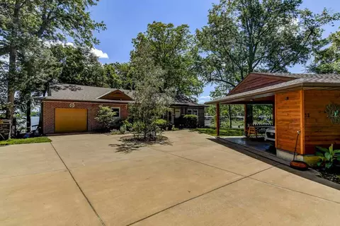 32 S Hazel Dell Ln, Springfield, IL 62712 photo 23