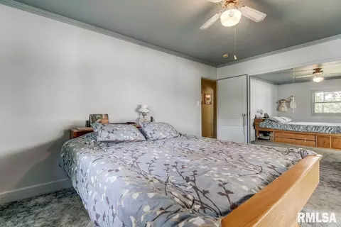 32 S Hazel Dell Ln, Springfield, IL 62712 photo 19