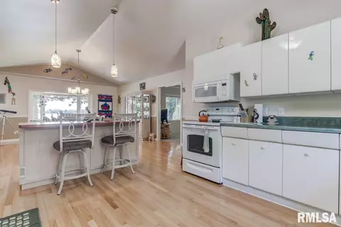 32 S Hazel Dell Ln, Springfield, IL 62712 photo 14