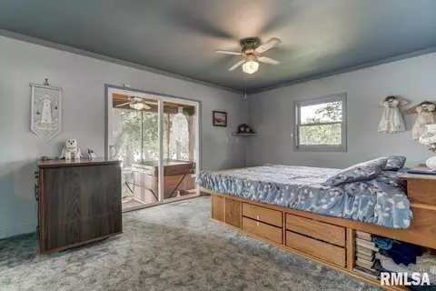 32 S Hazel Dell Ln, Springfield, IL 62712 photo 17