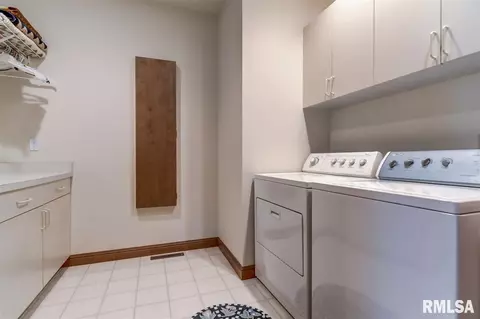 5225 Wildcat Run Dr, Springfield, IL 62711 photo 9
