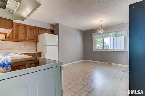 2230 Hazel Dell Rd, Springfield, IL 62703 photo 21