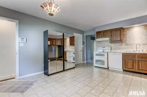 2230 Hazel Dell Rd, Springfield, IL 62703 photo 23