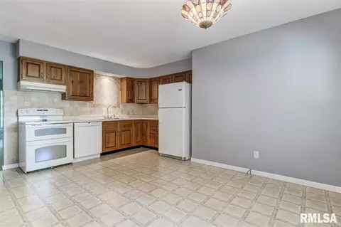 2230 Hazel Dell Rd, Springfield, IL 62703 photo 22