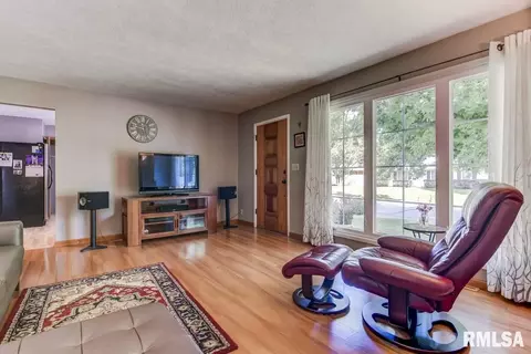 36 Archer Ave, Springfield, IL 62704 photo 4