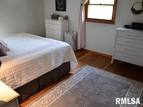 129 Glen Aire Dr, Springfield, IL 62703 photo 12