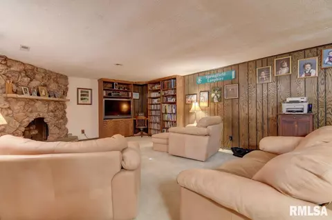 2608 Delaware Dr, Springfield, IL 62702 photo 22