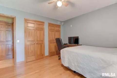 2608 Delaware Dr, Springfield, IL 62702 photo 12