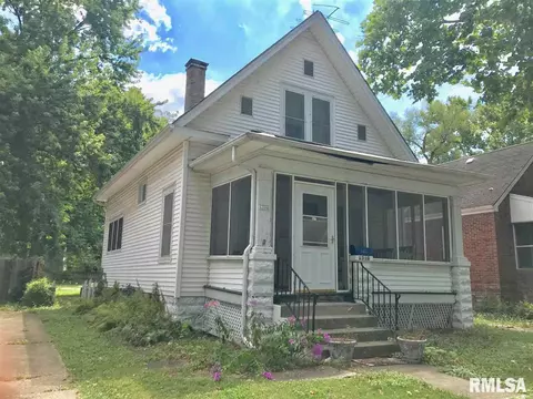 1316 S Walnut St, Springfield, IL 62704 photo 1