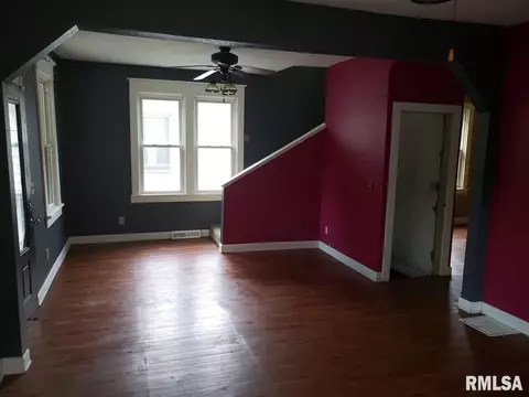 2216 Yale Blvd, Springfield, IL 62703 photo 7
