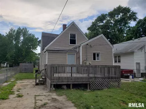 2216 Yale Blvd, Springfield, IL 62703 photo 2