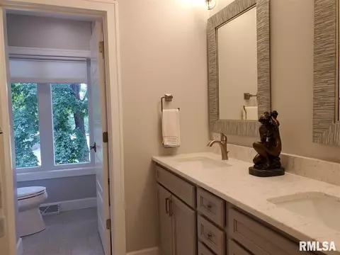 7 Fair Oaks St, Springfield, IL 62704 photo 22