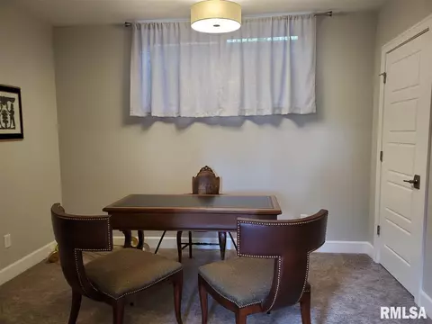 7 Fair Oaks St, Springfield, IL 62704 photo 8