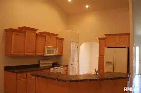 3907 Marryat Dr, Springfield, IL 62711 photo 5