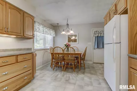 4113 Hazelcrest Rd, Springfield, IL 62703 photo 11